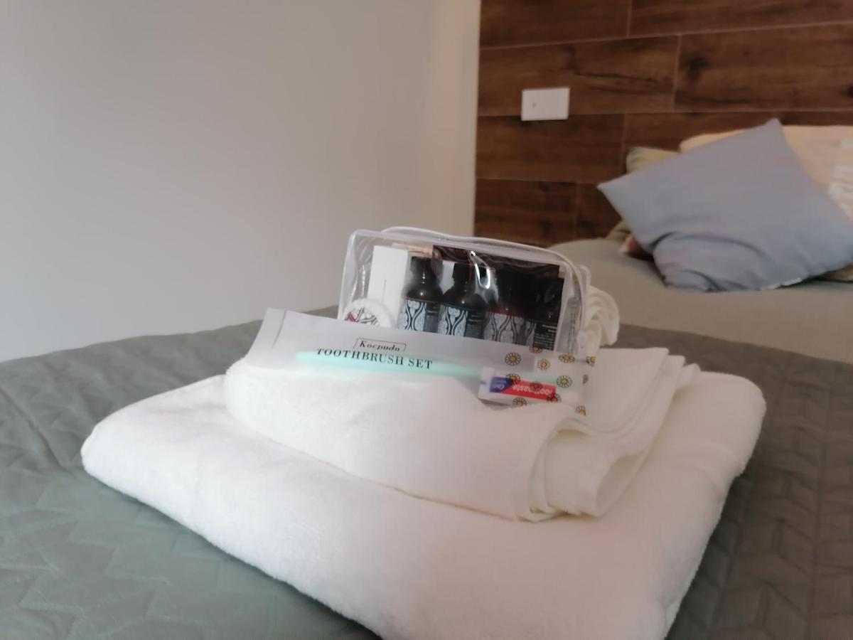 Terra Apartment - Ski In & Ski Out - Cerviniaholidays-Com ブレウイル・チェルヴィナイア エクステリア 写真