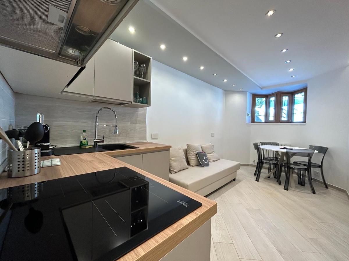 Terra Apartment - Ski In & Ski Out - Cerviniaholidays-Com ブレウイル・チェルヴィナイア エクステリア 写真