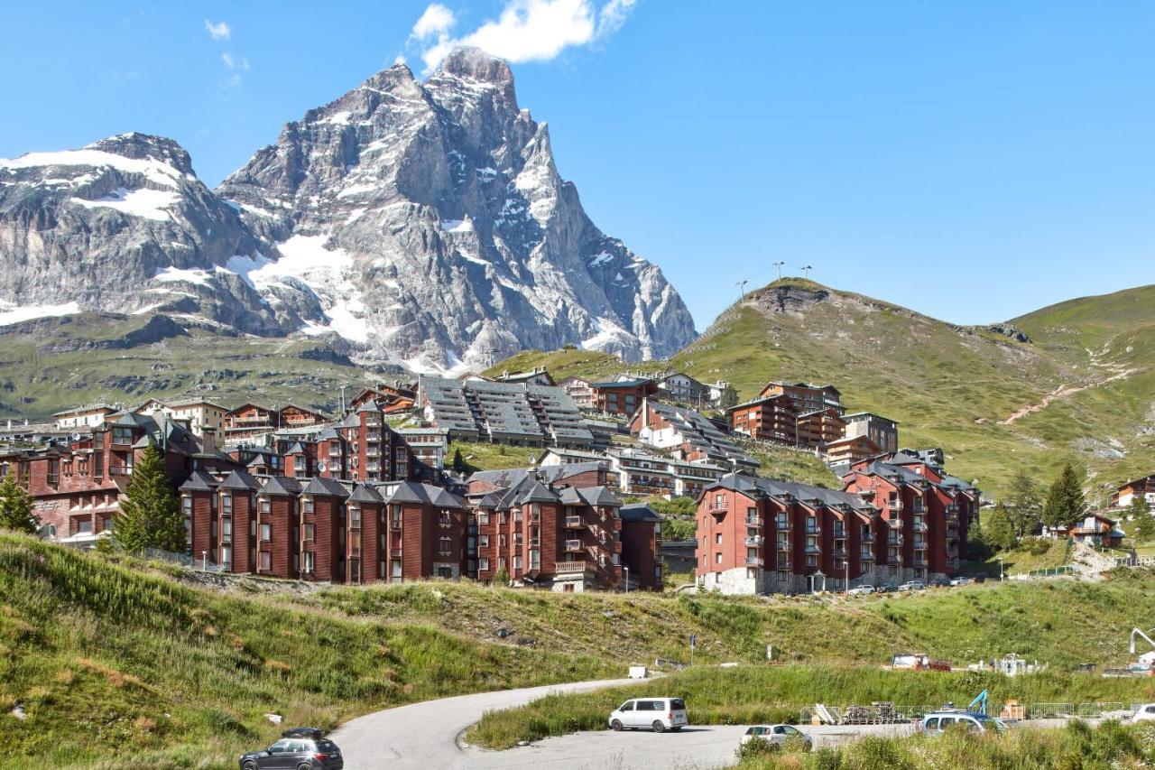 Terra Apartment - Ski In & Ski Out - Cerviniaholidays-Com ブレウイル・チェルヴィナイア エクステリア 写真